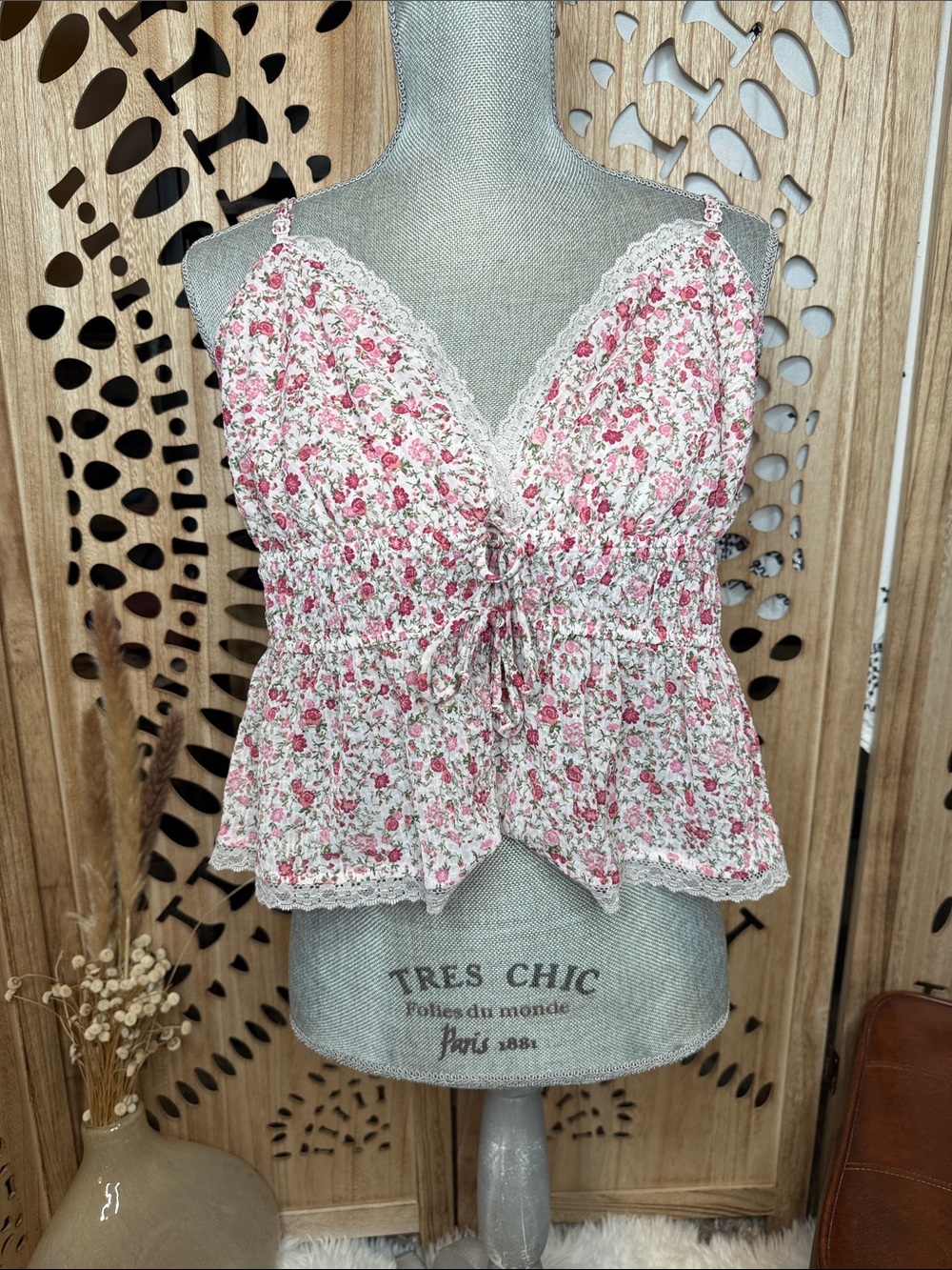 No Boundaries Pink Floral Lace-Trim Smocked Cami